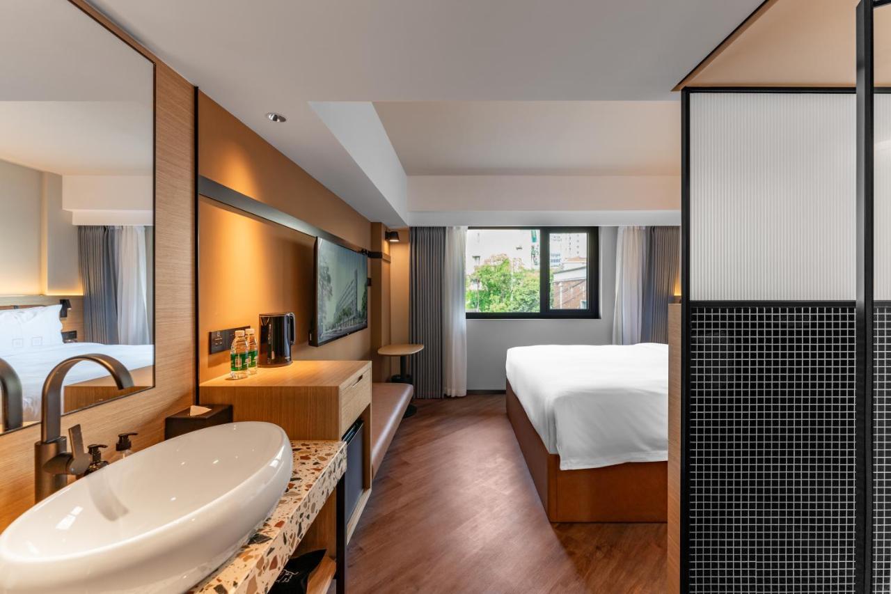 Mia Hotel - Shanghai Xuhui Jiaotong University Buitenkant foto